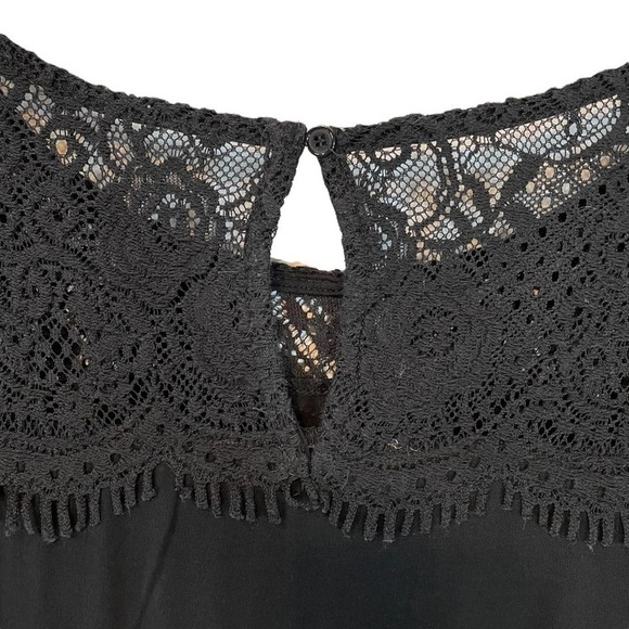 Skies Are Blue Maternity Short Sleeve Top Black - Picture 7 of 10